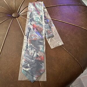 Vibrant Abstract Pattern Tie